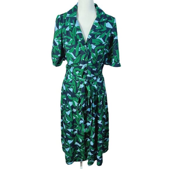 Walter Baker Valencia Dress in Green Short Sleeve Button Up Leaf Print Size M - Picture 3 of 13